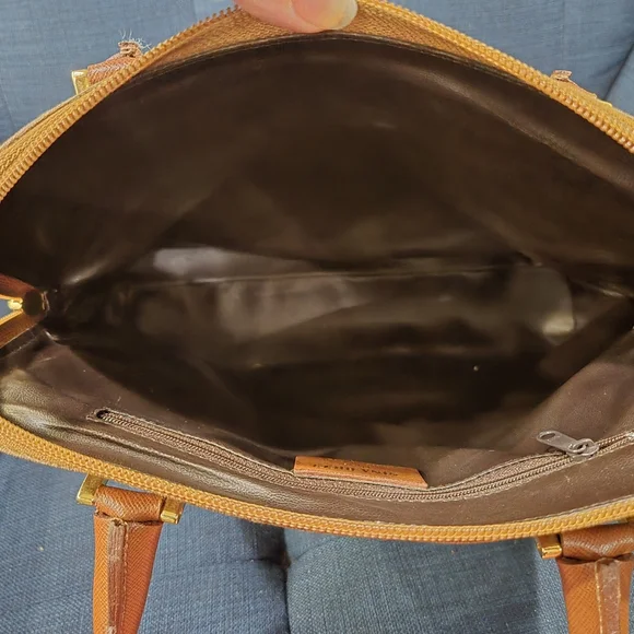 Nina Ricca Purse - Picture 5 of 6